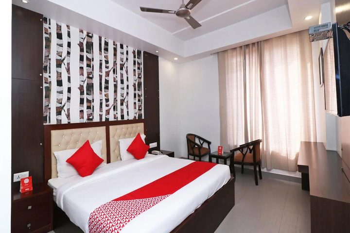 Room 2 of 22