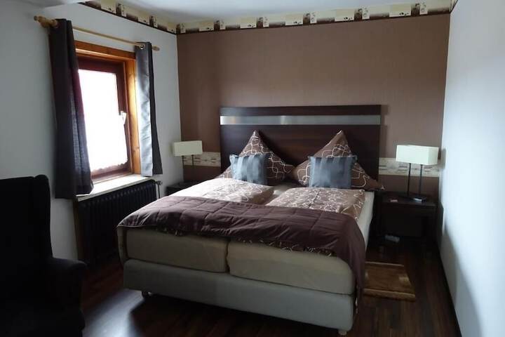 Room 10 of 39