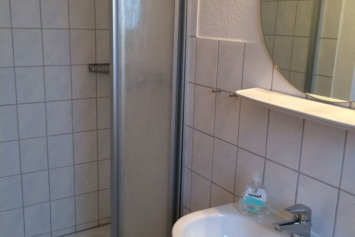 Room 15 of 31