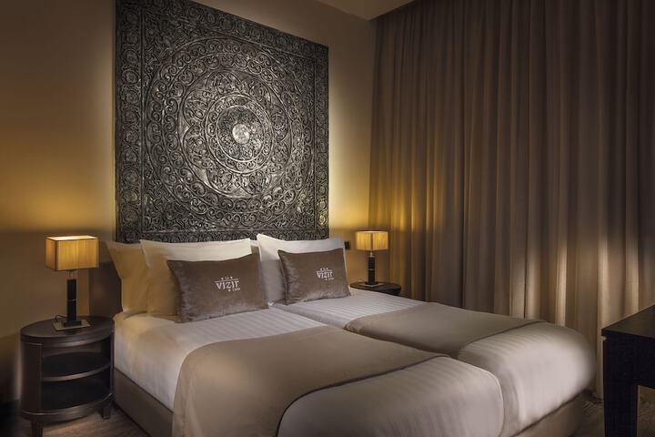 Room 5 of 85