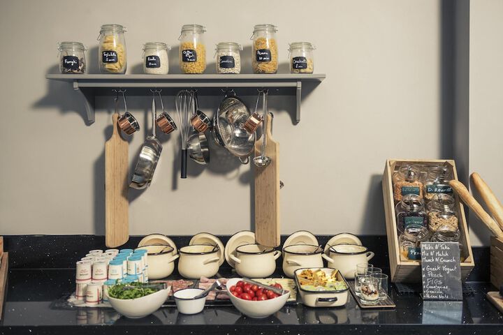 Breakfast/Coffee Service 44 of 88