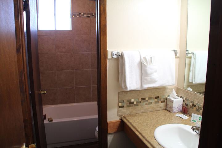 Room 130 of 175