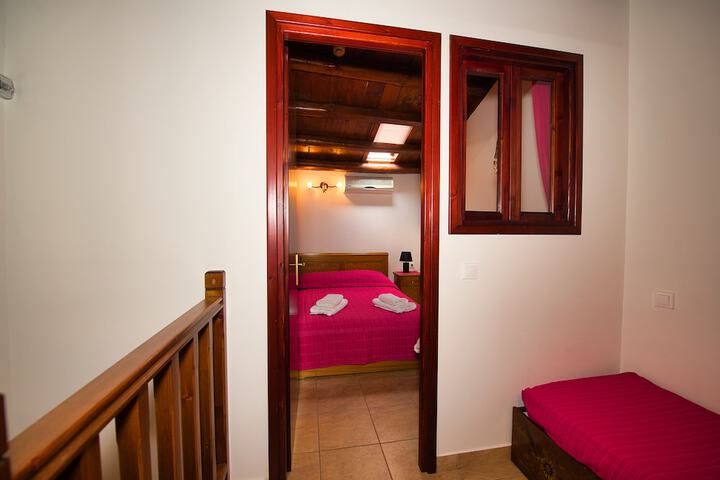 Room 29 of 49