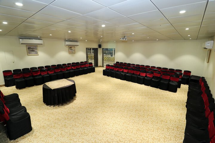 Ballroom/Hall 38 of 68