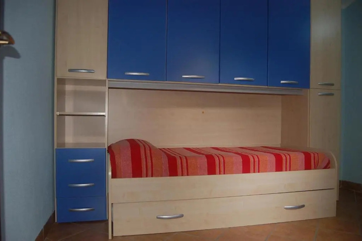 Room 2 of 13