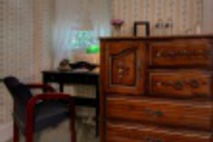 Room 341 of 408