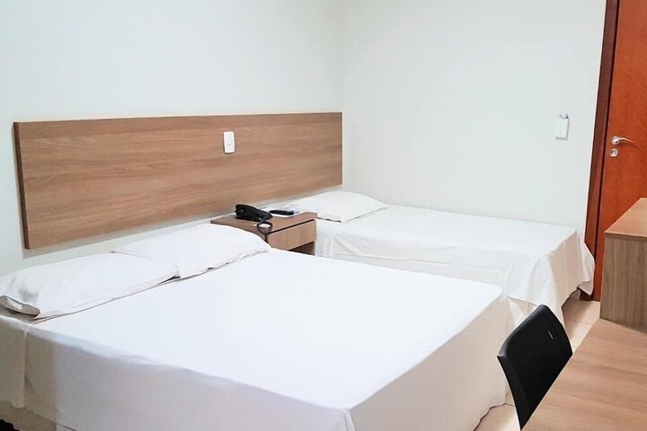 Room 9 of 49