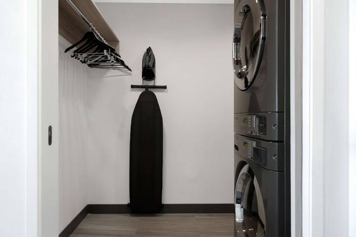 Room 16 of 44