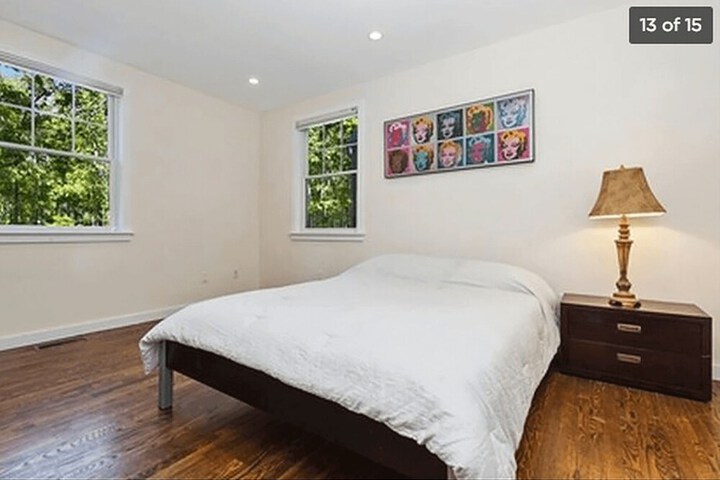 Room 3 of 26