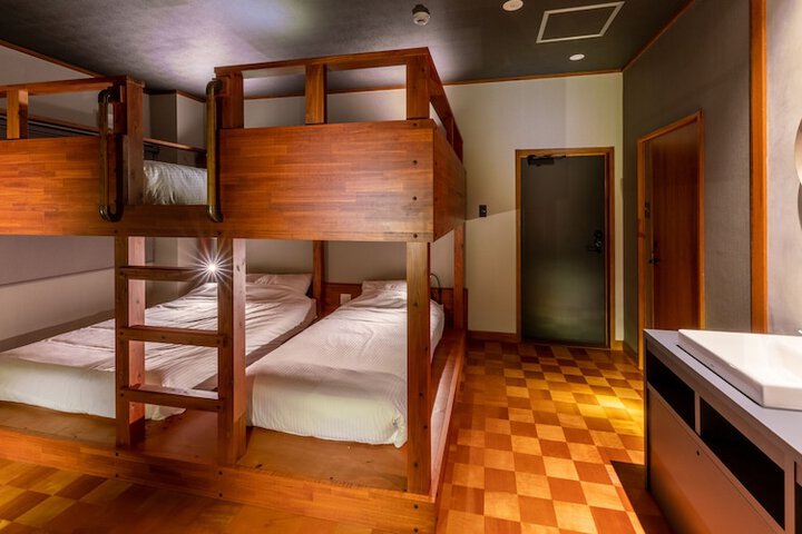 Room 19 of 60