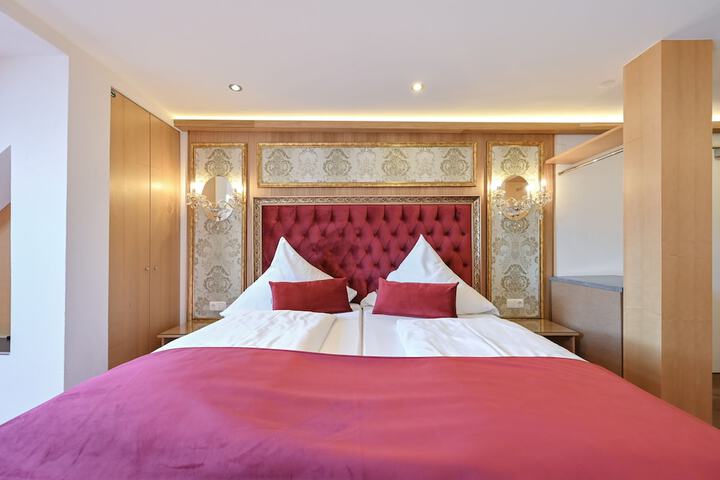 Room 14 of 74