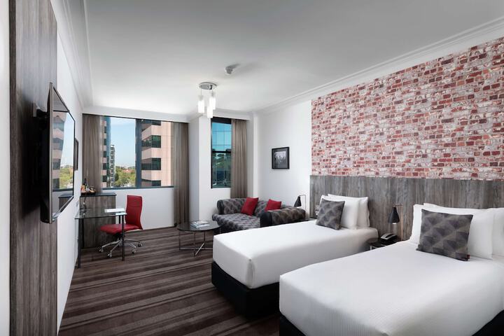 Room 8 of 39