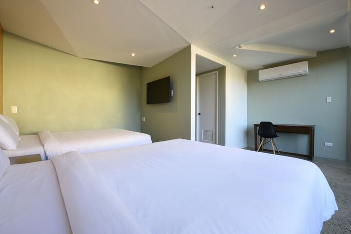 Room 18 of 72
