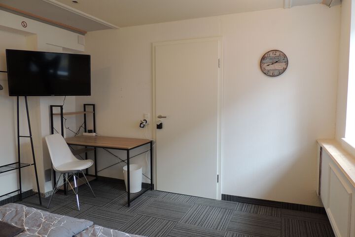 Room 41 of 78