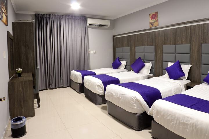Room 29 of 66