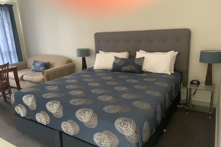 Room 21 of 54