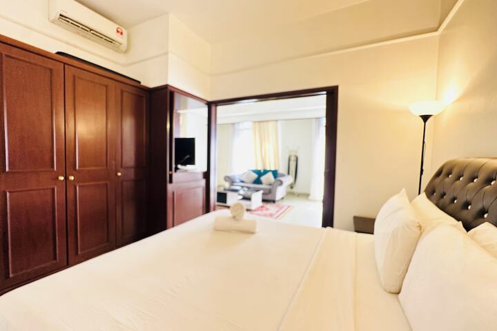 Room 27 of 95