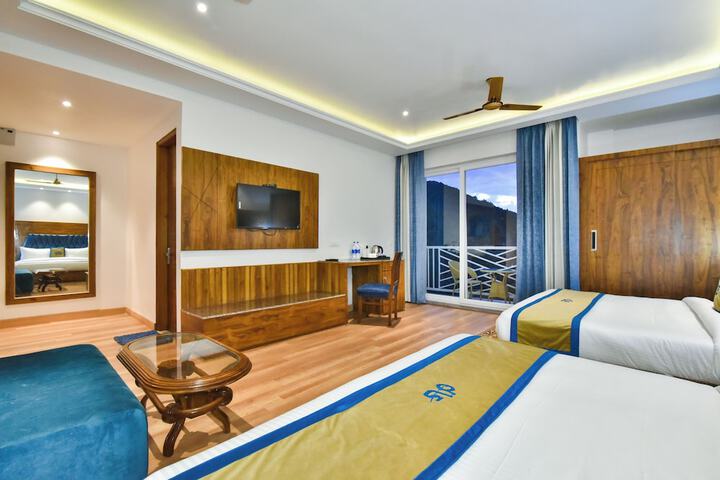 Room 14 of 34