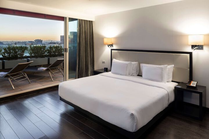 Room 40 of 115