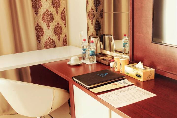 Room 5 of 22