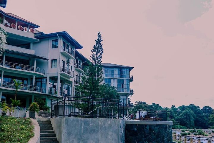 Hotel 26 of 28