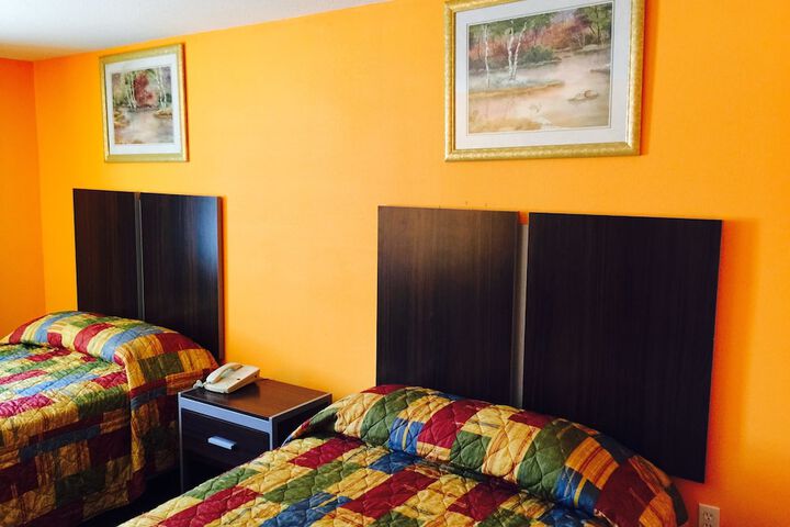 Room 4 of 27