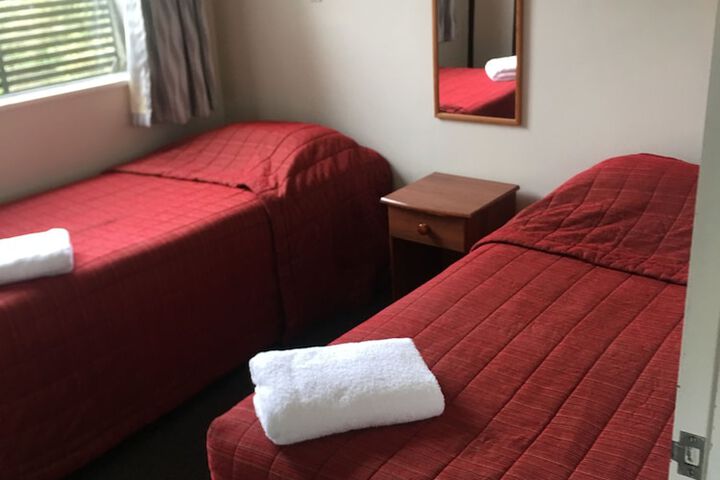 Room 6 of 62