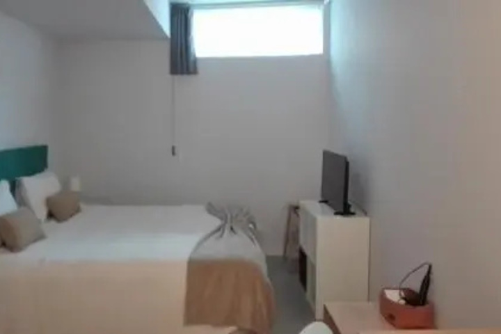 Room 3 of 3