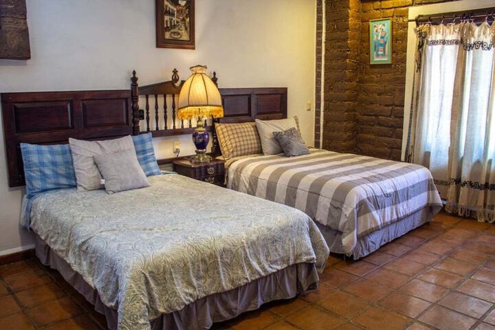 Room 4 of 41