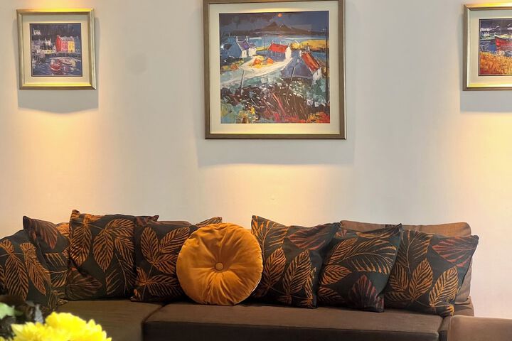 Room 21 of 34