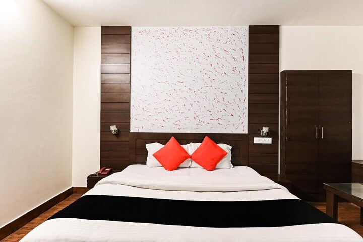 Room 22 of 57