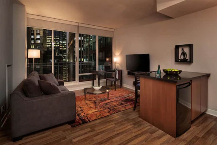 Room 4 of 50