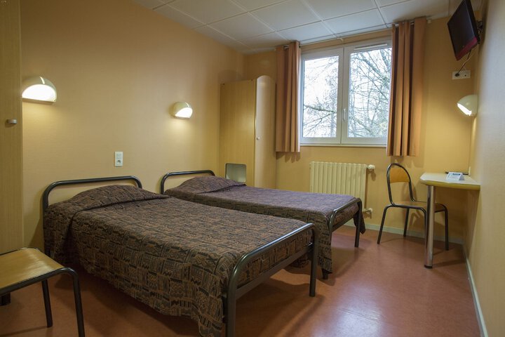 Room 8 of 59