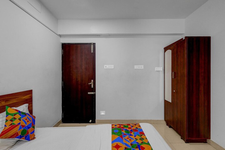Room 23 of 31