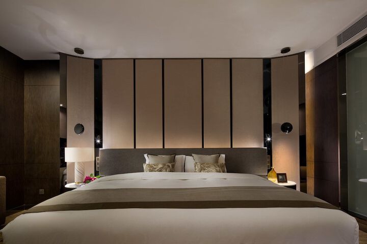 Room 11 of 63