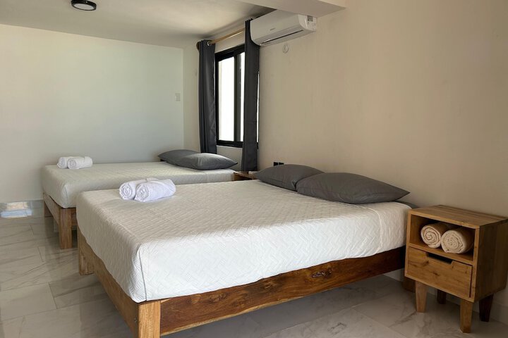 Room 10 of 85
