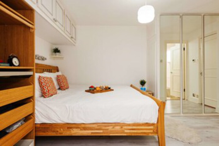 Room 7 of 20