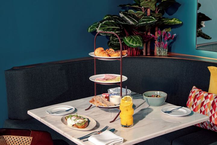 Breakfast/Coffee Service 21 of 26