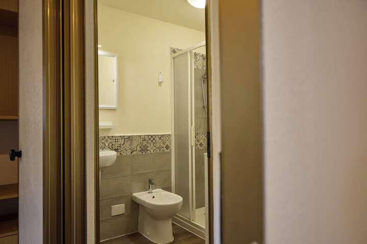 Room 139 of 190