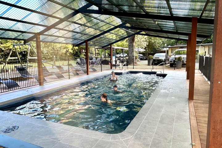 Pool 174 of 252