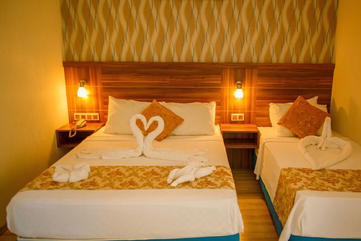 Room 8 of 26