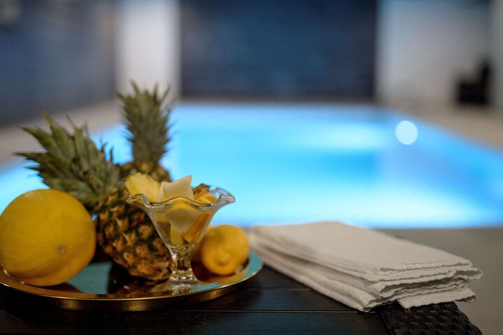 Hotel with Pool