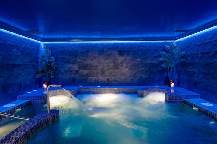 Spa 19 of 45