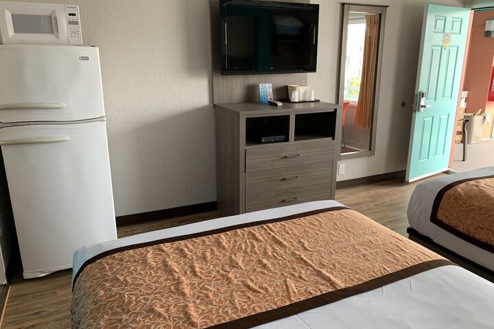 Room 8 of 30