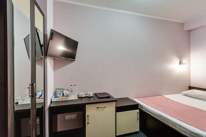 Room 8 of 55