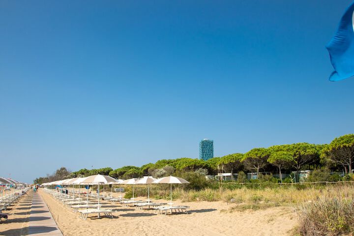 Beach 209 of 227