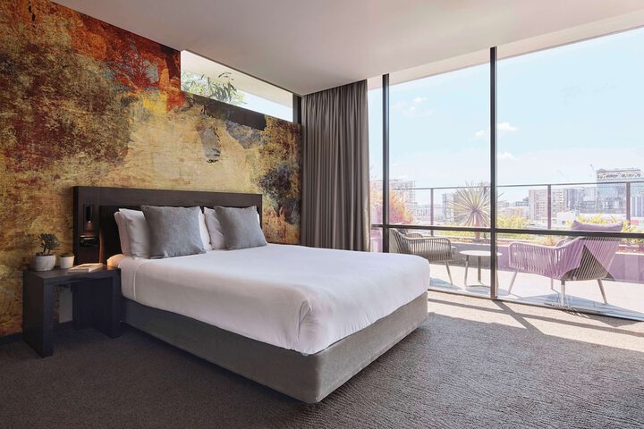 Room 19 of 40