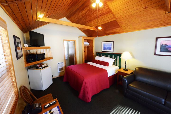 Room 3 of 51