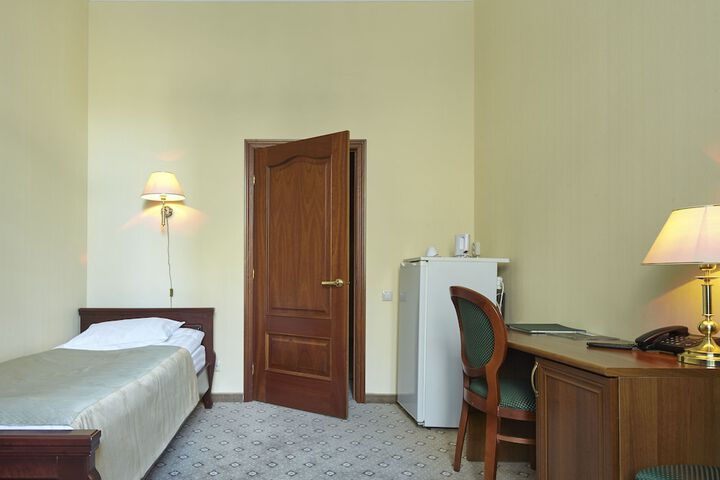 Room 6 of 55