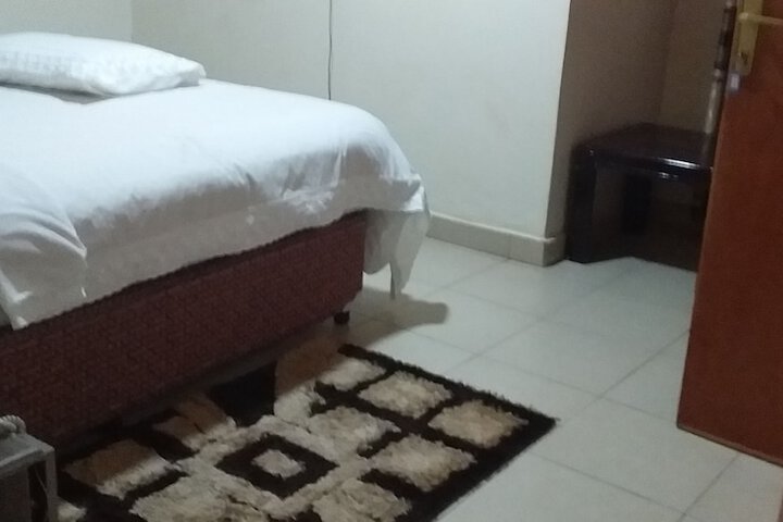 Room 12 of 31